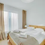 Apartment Faro Nadmorskie Tarasy Deluxe Przy Latarni Morskiej Kolberg