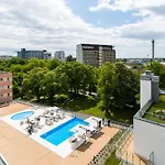 Faro Nadmorskie Tarasy Deluxe Przy Latarni Morskiej Kolberg