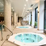 Faro Nadmorskie Tarasy Deluxe Przy Latarni Morskiej Apartment *