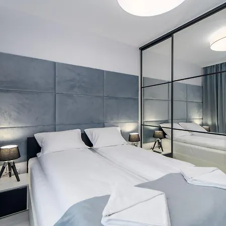 Faro Nadmorskie Tarasy Baseny W Cenie Pools Inklusive 100m From The Kolberg