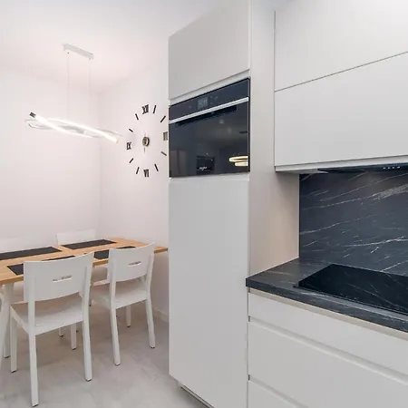 Faro Nadmorskie Tarasy Deluxe Przy Molo Apartament *