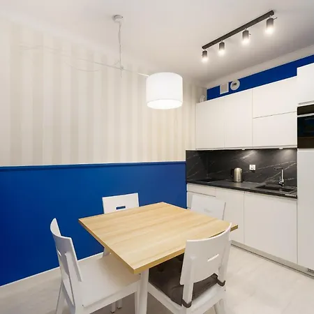 Faro Nadmorskie Tarasy Deluxe Przy Latarni Morskiej Апартаменты