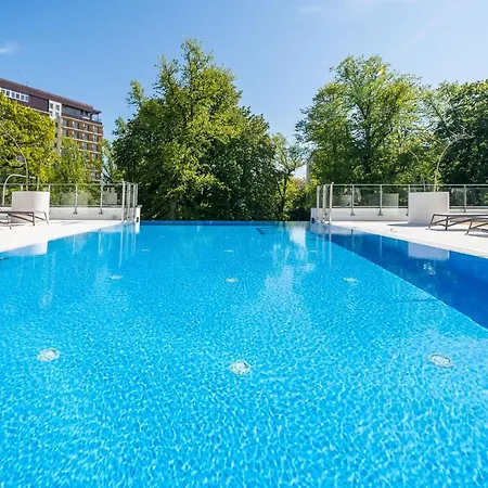 Faro Nadmorskie Tarasy Deluxe Przy Molo Apartament