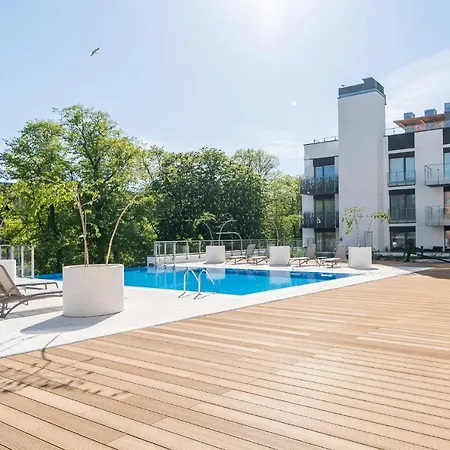 Faro Nadmorskie Tarasy Deluxe Przy Molo * Kołobrzeg