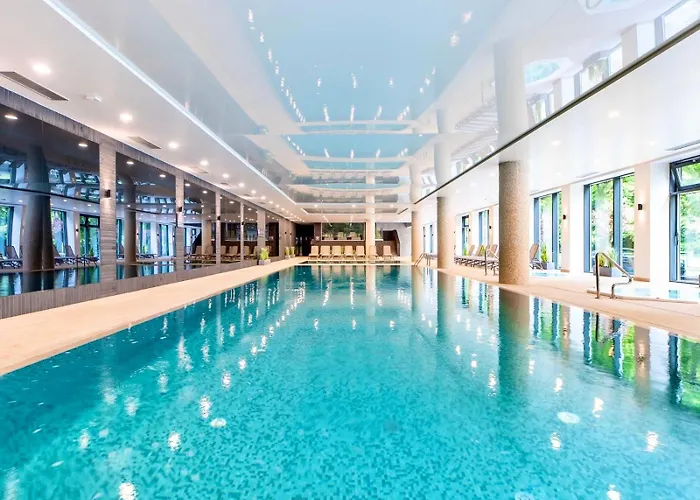 Faro Nadmorskie Tarasy Deluxe Przy Latarni Morskiej