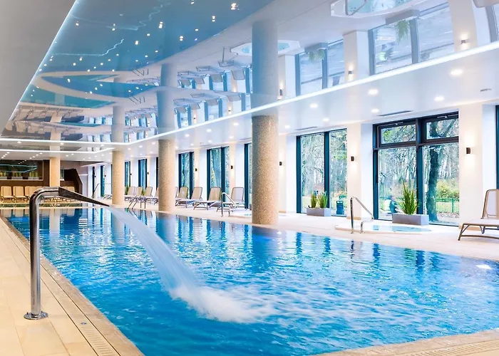 Faro Nadmorskie Tarasy Deluxe Przy Latarni Morskiej